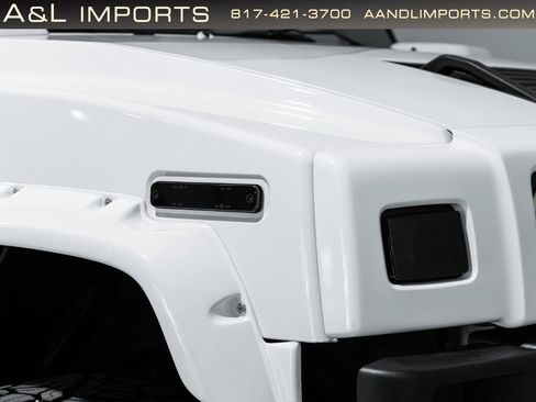 Used 2009 HUMMER H2 SUT AWD/4WD image 20