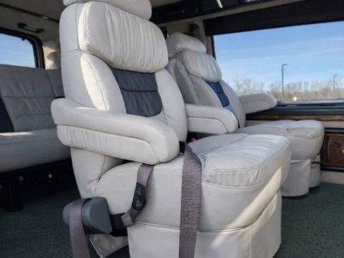 Used 2002 GMC Savana 1500 image 10