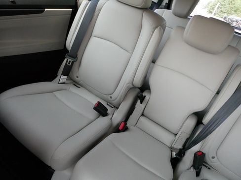 Used 2026 Honda Odyssey EX-L image 12