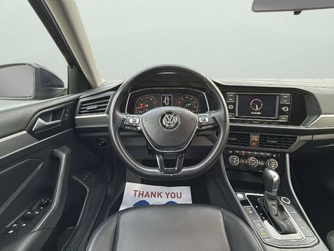 Used 2019 Volkswagen Jetta SE image 11