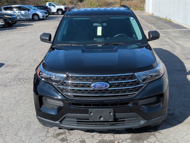 Used 2023 Ford Explorer XLT AWD/4WD image 28