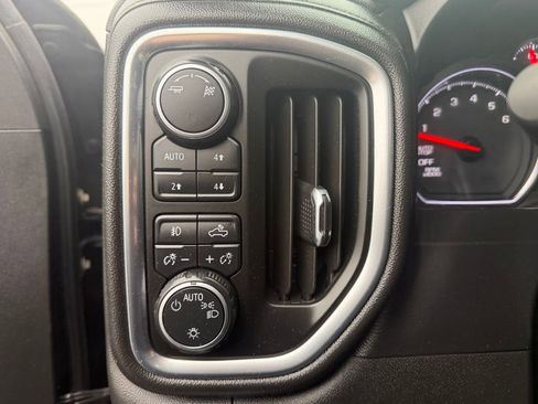 Used 2019 Chevrolet Silverado 1500 RST AWD/4WD image 21
