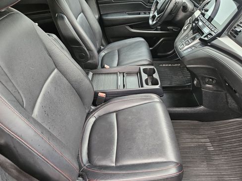 Used 2024 Honda Odyssey Sport image 17