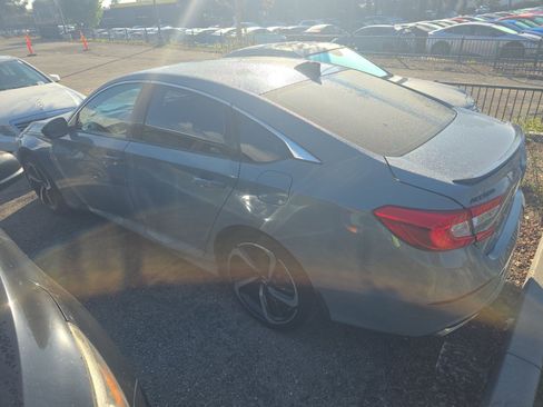 Used 2021 Honda Accord Sport image 8