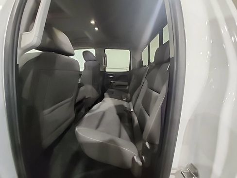 Used 2016 GMC Sierra 2500 SLE w/ SLE Preferred Package AWD/4WD image 10