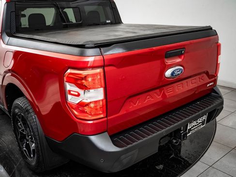 Used 2022 Ford Maverick Lariat w/ Lariat Luxury Package image 19