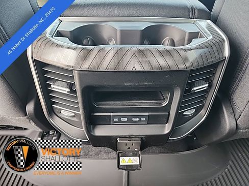 New 2026 RAM 1500 4x4 Crew Cab image 30