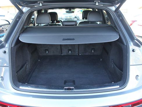 Used 2018 Audi SQ5 Premium Plus AWD/4WD image 34