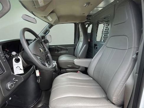 New 2026 Chevrolet Express 2500 w/ Driver Convenience Package RWD image 9