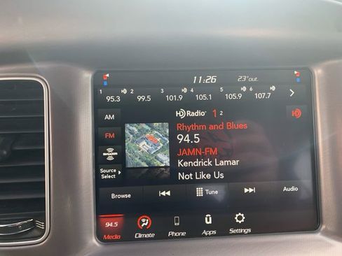 Used 2023 Dodge Charger SXT image 32