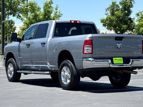 Used 2024 RAM 2500 Big Horn AWD/4WD image 3