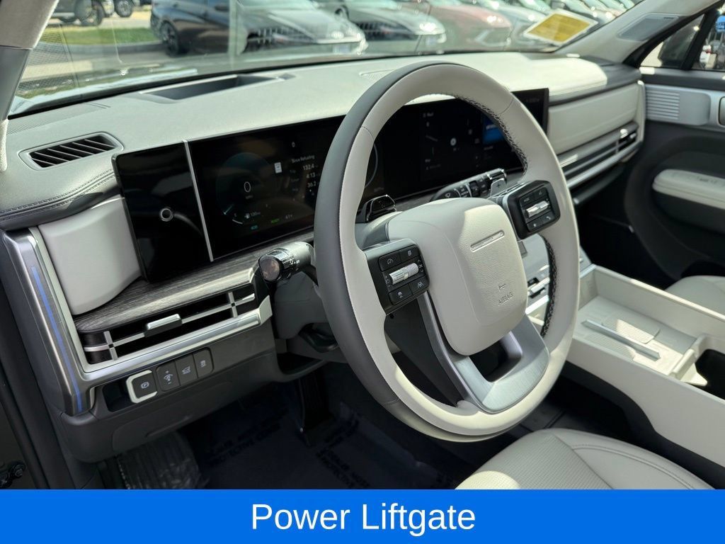 Used 2026 Hyundai Santa Fe Calligraphy AWD/4WD image 17