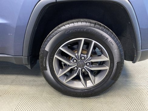 Used 2021 Jeep Grand Cherokee Limited image 30