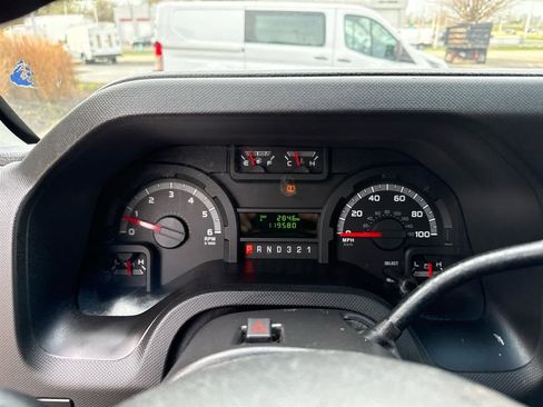 Used 2015 Ford E-350 and Econoline 350 Super Duty w/ Power Windows & Locks Group RWD image 16