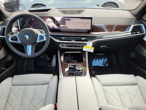 New 2026 BMW X5 xDrive40i w/ M Sport Package image 14