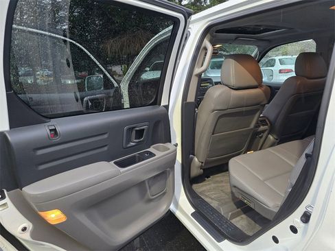Used 2014 Honda Ridgeline RTL image 9
