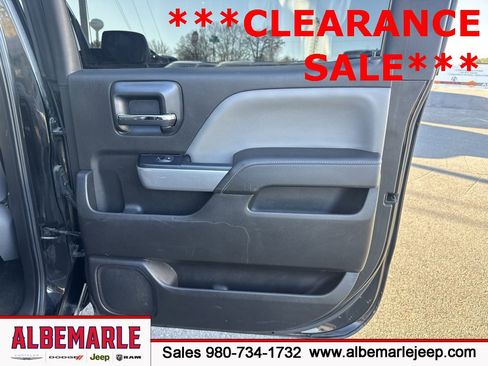 Used 2018 Chevrolet Silverado 1500 LT w/ All Star Edition image 31