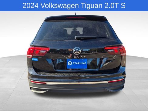 Used 2024 Volkswagen Tiguan S image 8