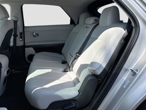 Used 2023 Hyundai Ioniq 5 SEL image 23