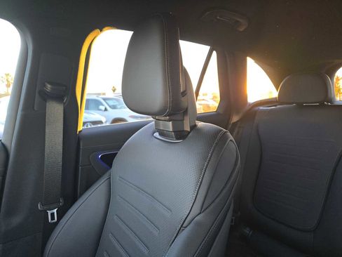 New 2025 Mercedes-Benz GLC 350e 4MATIC image 32