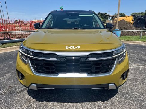 Certified 2024 Kia Seltos SX AWD/4WD image 2