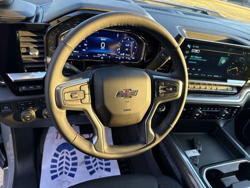 Used 2024 Chevrolet Silverado 2500 LTZ w/ LTZ Plus Package image 15