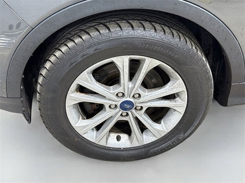 Used 2019 Ford Escape SE image 30