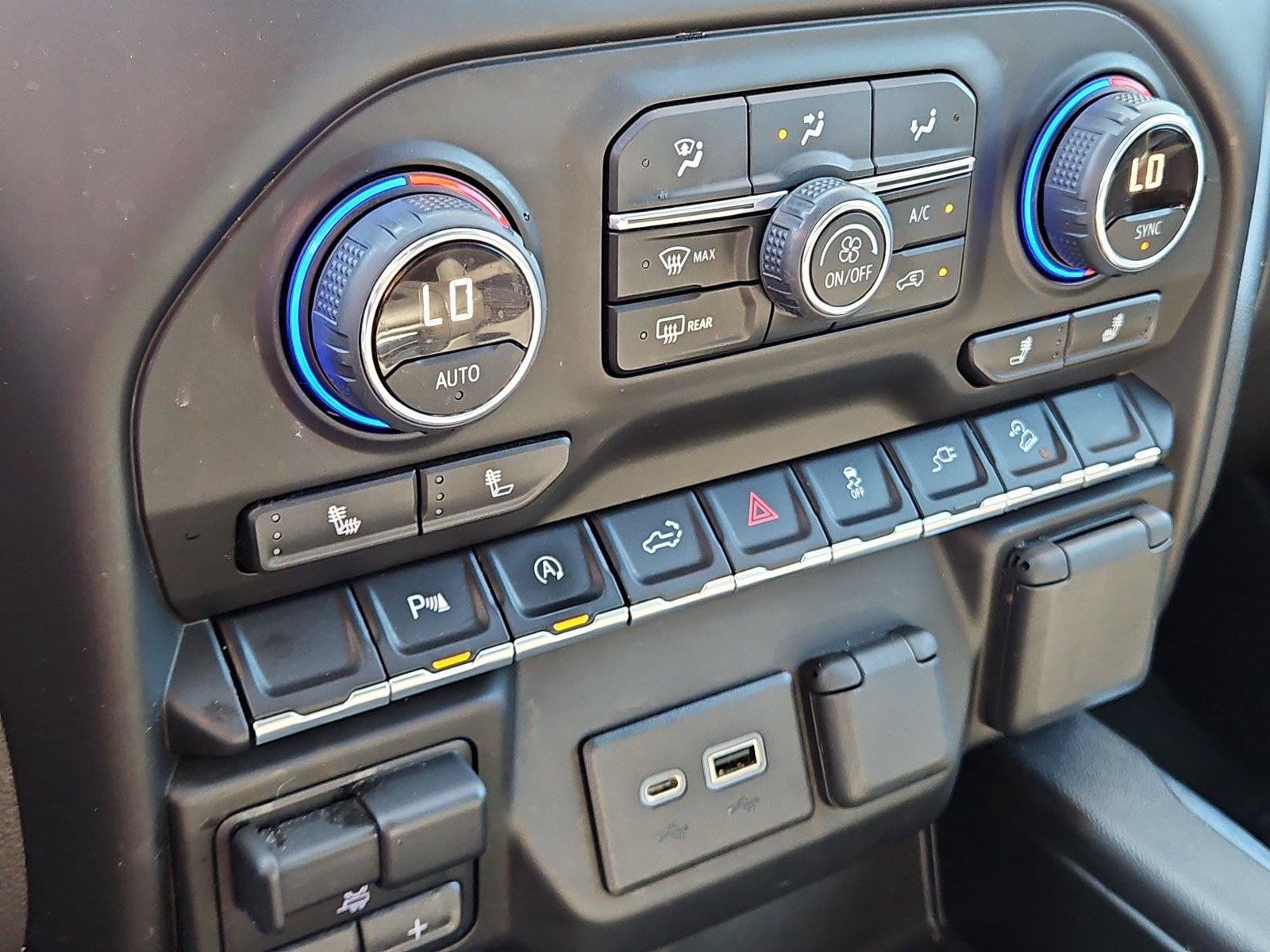 Used 2022 Chevrolet Silverado 1500 RST AWD/4WD image 30
