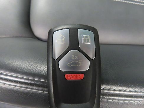 Used 2023 Audi Q5 2.0T Premium w/ Convenience Package AWD/4WD image 54