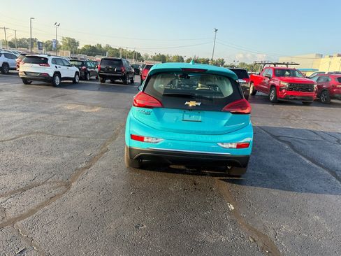 Used 2020 Chevrolet Bolt LT FWD image 5