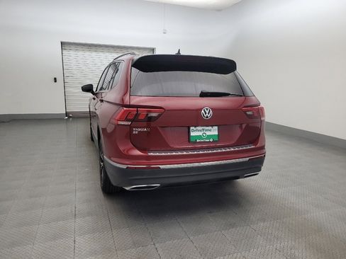 Used 2021 Volkswagen Tiguan SE FWD image 6