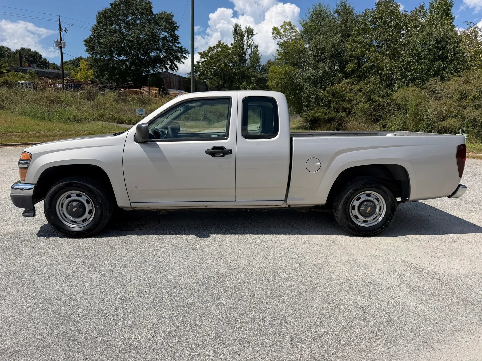 Used 2006 Chevrolet Colorado W/T RWD image 2