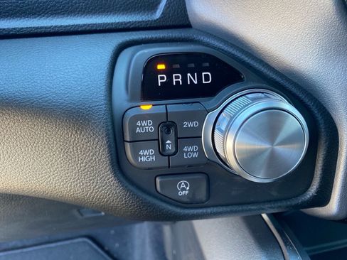 Used 2026 RAM 1500 Laramie AWD/4WD image 12