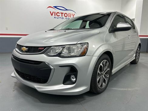 Used 2017 Chevrolet Sonic LT w/ Fun and Sun Package image 21