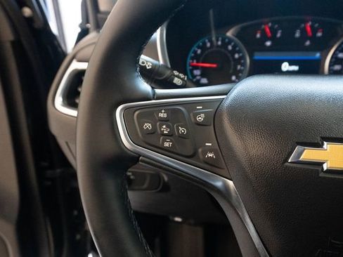 Used 2024 Chevrolet Equinox LT FWD image 26
