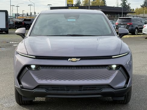 New 2026 Chevrolet Equinox EV LT image 7