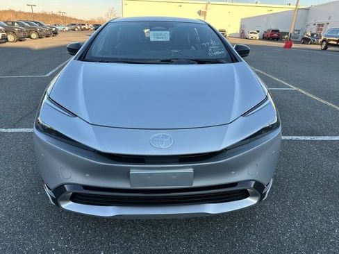 New 2026 Toyota Prius Plug-In Hybrid image 8