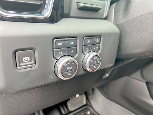 Used 2024 GMC Sierra 2500 Denali Ultimate w/ Max Trailering Package AWD/4WD image 16
