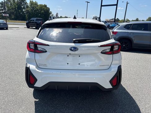 Used 2025 Subaru Crosstrek 2.5i Premium AWD/4WD image 8
