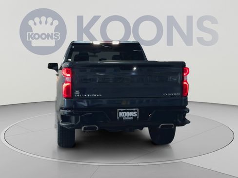 Used 2021 Chevrolet Silverado 1500 Custom Trail Boss w/ Safety Confidence Package AWD/4WD image 11