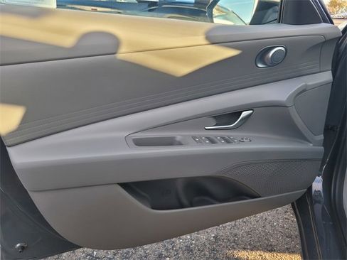 New 2026 Hyundai Elantra Blue image 20