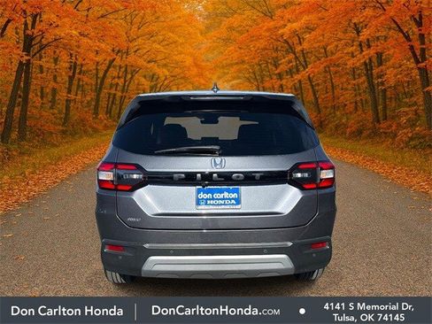 Certified 2025 Honda Pilot EX-L image 5