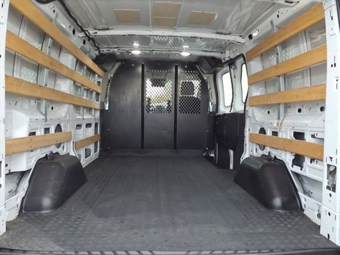 Used 2019 Ford Transit 250 130 Low Roof w/ Exterior Upgrade Package image 4