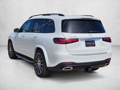 New 2026 Mercedes-Benz GLS 580 4MATIC image 7