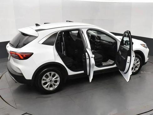 Used 2024 Ford Escape Active FWD image 6