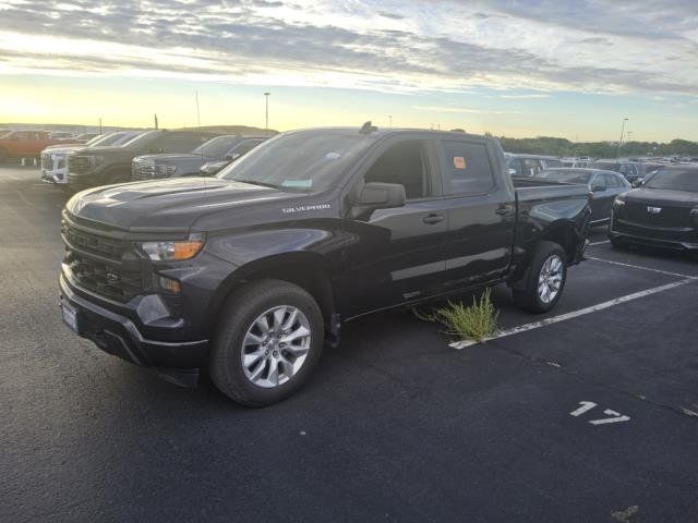 Used 2022 Chevrolet Silverado 1500 Custom RWD image 8