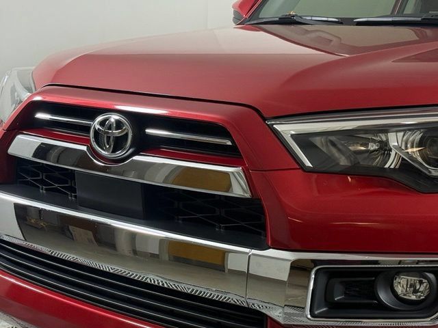 Used 2021 Toyota 4Runner Limited RWD image 13