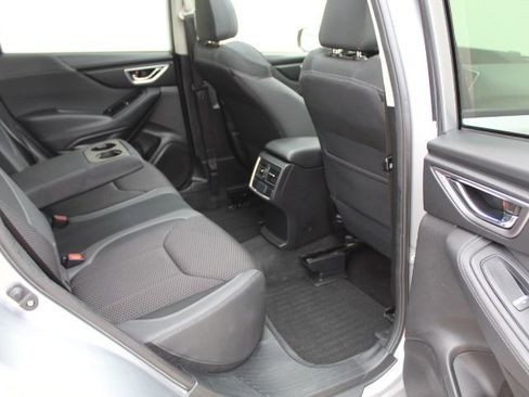 Used 2020 Subaru Forester Premium image 37