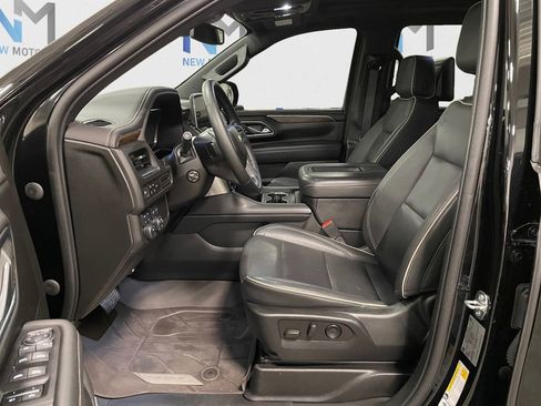 Used 2023 Chevrolet Tahoe Premier image 9