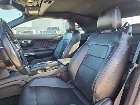 Used 2023 Ford Mustang Premium image 13